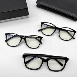 2024 Luxury Designer Men's Luxury Designer Women's Sunglasses Square Glasses Round Frame Plain Mirror Quan Zhilong Same 3282 Men
