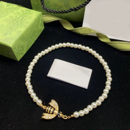 Luxury Designer Fashion Pearl Bee Chokers Necklace Ladies Party Gift Jewelry High Quality With Box2815