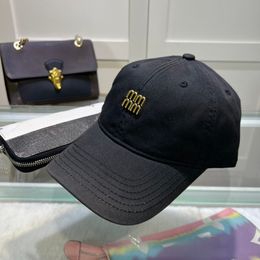 high quality bucket hat Luxury designer Female Male Female baseball cap Fashion Design Baseball cap Gold letters large logo Fashion appearance in many Colours