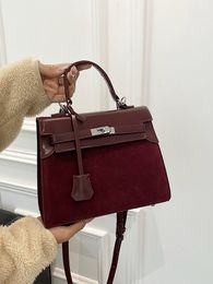 Luxurys designers shoulder tote bags womens mens white handbag shopper travel underarm bag clutch work fashion crossbody