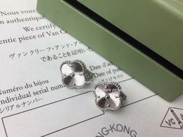 Designer earrings 4/Four Leaf Clover Charm Stud Earrings Back Mother-of-Pearl Silver 18K Gold Plated Agate for Women Girls Wedding Gift earrings Jewellery os990v168