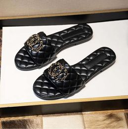 Leather Mid Heel Embroidered Sandals Women Slippers Designer Lady Wedding Party Slides Flats Ankle Buckle Rubber Sole Mules Summer Beach Sexy Chunky