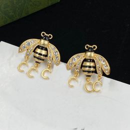 Charm Earrings designer for women fashion luxurys brand designer classic little bee popular net red luxury earring wedding party C240R