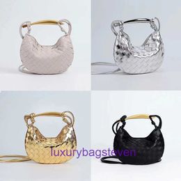 Luxury Designer Bottgs's Vents's sardine tote Bags online store Womens Bag Small Woven Metal Handle One shoulder messenger bag Leather cowhide With Real Logo