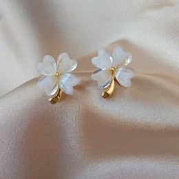 Stud Earrings Cute White Flower Shaped For Women Elegant Girl Earring Girls Party Christmas Jewellery Gifts