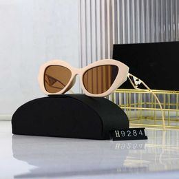 2024 Luxury Designer OFF Luxury Designer New Men's and Women's Sunglasses Off Cat's eye net red The same large frame sunscreen fashion glasses