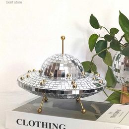 Decorative Objects Figurines Poly LongMetal UFO Mirror Reflective Balls Creative Ornament Art Crafts Vintage Modern Home Decor Multipurpose Home Decorations T24