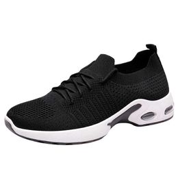 Casual Shoes Sports Shoes for Men Spring Fly Woven Mesh Shoes Breathable Casual Running Anti Slip Soft Soles Fashionable