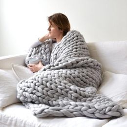 Wool Knitted Blanket Winter Thick Yarn Bulky Knitting Blankets Handmade Large Big Sofa Bed Blanket 120 150cm275W
