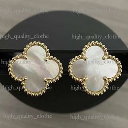 Designer Clover Studs Earring Vintage Four Leaf Clover Charm Stud Earrings Back Mother-of-pearl Stainless Steel Gold Studs Agate for Women Wedding Jewelry Gift 1 394