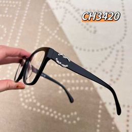 2024 Luxury Designer OFF Luxury Designer New Men's and Women's Sunglasses Off Type Glasses Mirror Diamond Inlaid Large Frame Anti Blue Light Myopia