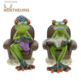 Decorative Objects Figurines NORTHEUINS Resin 2 Pcs Couple Sitting On Sofa Frog Figurines For Interior Creative Modern Nordic Home Decoration Accessories T240309