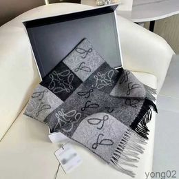 Luxury Designer Scarf for Women Men Scarf Cashmere Winter Scarves Long Wraps Male Warmer Woman Durable Beautiful Scarf 3kvn8XCFG
