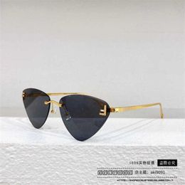 2024 Luxury Designer New luxury designer new F-home net red same cat eye metal Sunglasses FE40047 personality rimless sunglasses