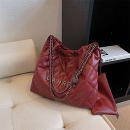 Shop For Online Sale This Years Popular Bag for Women with Large Capacity 2024 New Fashion Chain Shoulder Texture Internet Celebrity Diamond Grid Bucket