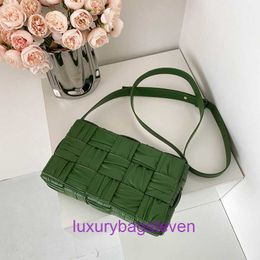 Factory Outlet Wholesale Bottgss Ventss Cassette Tote bags for sale Handwoven small square are popular this year and womens fashionable plea With Real Logo