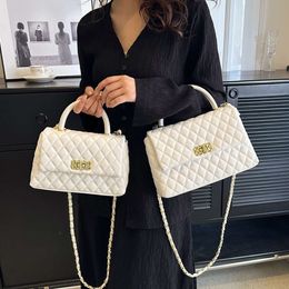 Factory Direct Supply Early Autumn New Style Bag Texture Exquisite Womens Lingge Embroidered Thread Small Square Handbag Fashion One Shoulder Diagonal Straddle