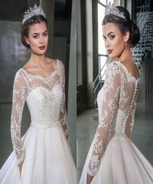 Fashion New Custom Lace Appliques Scoop Neck Wedding Jackets White Ivory Boleros Wraps Button Close Bridal Jacket1633008