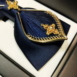 Bow tie male wedding bridegroom dragon and Phoenix jacket Xiuhe Tibetan blue wind metal collar bow tie 240223