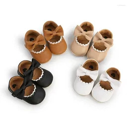 First Walkers 2024 Born Girl Flower Leather Shoes Fashion Bowknot Soft-Sole Flat Baby Baptism Wedding Birthday Party