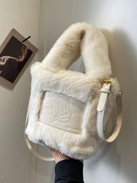 Evening Bags Autumn/winter Plush Velvet Bag For Women 2024 Style This Year's Crossbody Portable Furry Bucket
