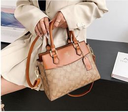 YYQ Luxury Handbag Leather Designer Crossbody Bag Women's Shoulder Strap Bag print Wallet Designers Bags Fashion Totes Shopping Handbags 0C201