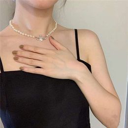 Viviennes Westwoods fashion simple simple flash diamond Saturn Pendant Necklace full diamond planet pearl clavicle chain womens fashion