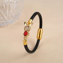 Charme pulseiras design bonito zircônia cúbica senhoras pulseira para mulheres trançado corrente de couro aço inoxidável jóias presente da amizade