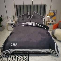 Black designer bedding sets winter warm duvet cover queen size bed comforters sets covers with 4 pcs pillow cases276R