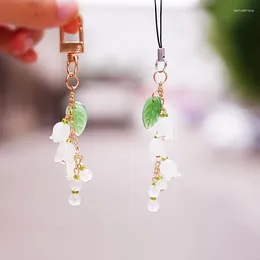 Keychains Crystal Stone Convallaria Glass Flower Keychain For Women Trinket Car Bag Small Pendent Charm Airpods Mobile Accessories X125