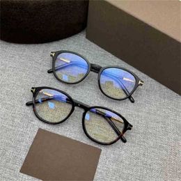 2024 Luxury Designer OFF Luxury Designer New Men's and Women's Sunglasses Off Fashion Version Hot can be equipped with myopia anti blue light simple spectacle frame