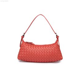 Hot Selling Shoulder Bags Soft Small Purses Woven Leather Crossbody Tote Fashion Underarm Bag for Women