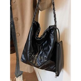 Shop For Online Sale Leisure Soft Face Large Capacity Bag for Women 2024 New Popular Versatile Chain Shoulder Fashion Tote Bucket