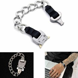 Titanium Steel ALYX Chain Bracelet Men Women Quality Metal Button Bracelets belts ALYX Street Accessories210A