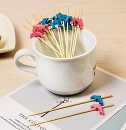 Forks 100Pcs 12Cm Disposable Art Little Dolphin Fruit Fork Creative Cocktail Sign Pastry Decoration KTV Party Bar9807519