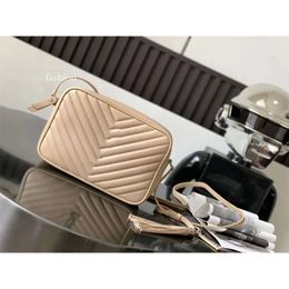 Womens High Quality Fashion Classic Handbag the Camera Bag Exquisite, Paired with Fashionable Tassel Decorations, Which is Very Atmospheric Practical Purse