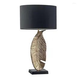 Table Lamps Nordic Modern Lamp E27 Simple Design Resin Desk Decorative Living Room Bedside