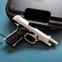 Gun Toys New 1 3 Beretta 92F Model Metal Detachable Assemblable Toy Keychain Pendant Alloy Mini Toy Gun Bag Decoration Boys Gift T240309