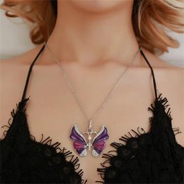 Pendant Necklaces Fashion Silver-plate Chain Colourful Crystal Large Butterfly Necklace For Women Vintage Cute Party Jewellery Girl Gift