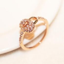 Luxury Cubic Zirconia Ring Rose Gold Plated Lock Charms Ring for Women Vintage Finger Ring Wedding Party Bride Costume Jewelry228g