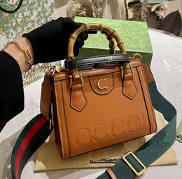 Designer Diana Bamboo Totes Bag Women Luxurys Letter G Tote Bags Shopping Handbags Crossbody Mini Shoulder Wallet Clutch Woman Purse 66A