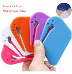 Plastic Mini Letter Knife Letter Mail Envelope Opener Safety Paper Guarded Cutter Blade Office Equipment Random Color 6Agcx2842280