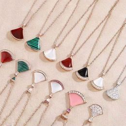 Luxury necklaces designer jewelry Fan shape divas dream necklace Red Green Chalcedony Gold rose platinum Chains for women trendy W2688