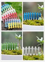 Mini Fence Small Barrier Wooden Resin Miniature Fairy Garden Decorations Miniature Fences for Gardens Tiny Barriers 1719768