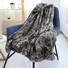 Faux Fur Throw Blanket Hypoallergenic Blanket for Bed Couch Super Soft Light Weight Luxurious Cozy Warm Fluffy Plush Blanket299J