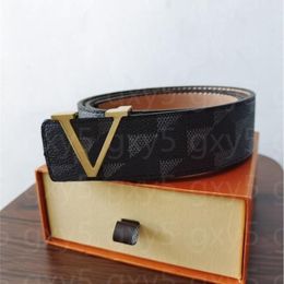 Fashion Classic Belt Man Designers Bintes da mulher, letra casual, cinto de fivela suave 12 cor com box181d