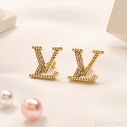 20 Style Designer Jewelry Women Gold Earring Stud Classic Luxury Earrings Brand Letter Diamond Earrings Party Gift