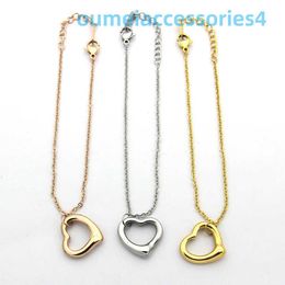 2024 Jewellery Designer Brand Womens Peach Heart Hand Bracelet Chain Heart-shaped Bracelets Gold/ Silver/ Rose Full As Wedding Christmas Gift