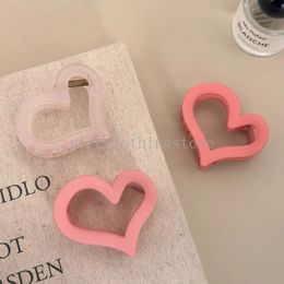 Hollow Heart-Shaped Grip New Back Spoon Medium Korean Internet Celebrity Clip High-Grade Temperament Shark Clip Hair Accessories