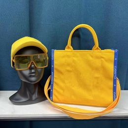 Bolsa de compras de alta capacidade bolsa de praia moda bolsas de lona sacola de designer bolsa de ombro bolsa feminina moda versátil bolsa de luxo carta sacos de lazer ao ar livre